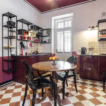 La Casa Di Gatsby Art Deco In Centro Con Parcheggio E Terrazza