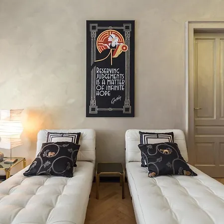 アパート La Casa Di Gatsby Art Deco In Centro Con Parcheggio E Terrazza ゴリツィア